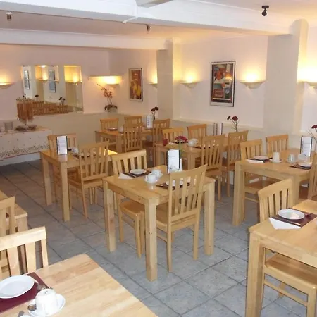 Leeson Downtown Szálloda 2*