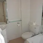 Leeson Downtown Otel 2*
