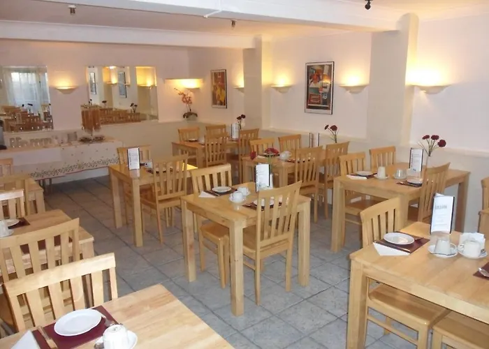 Leeson Downtown Szálloda 2*